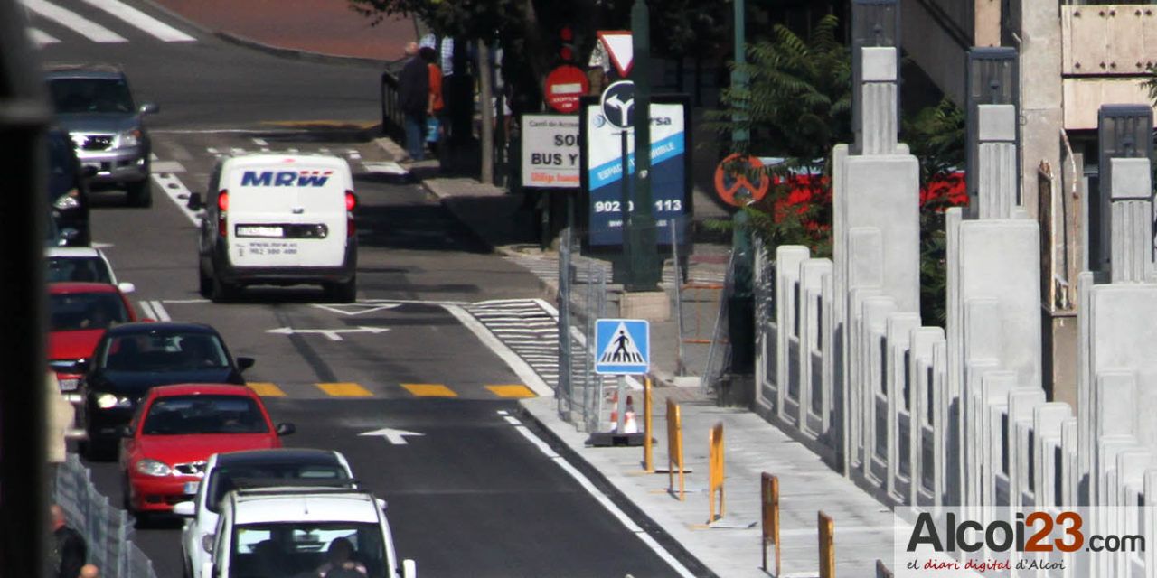 Ciudadanos propone que se estudie la doble dirección de la calle Pont de Sant Jordi