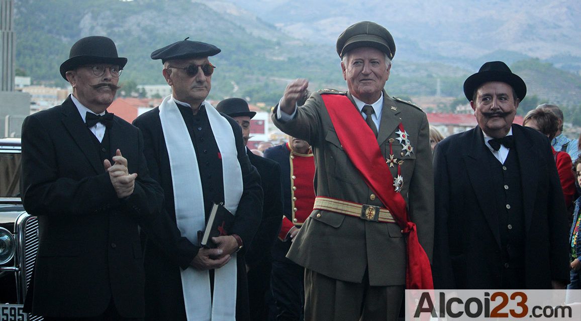 La recreación histórica de la inauguración del Puente de Sant Jordi abre el fin de semana más modernista