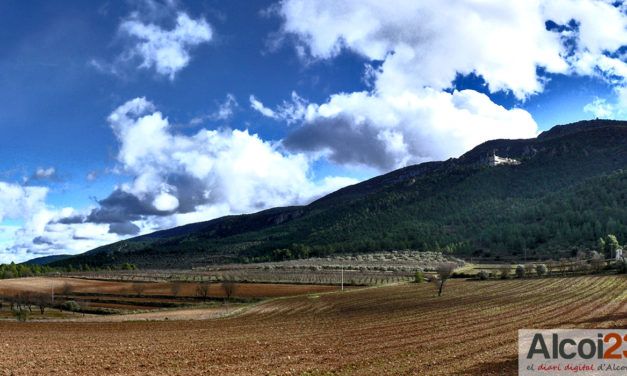 6 empreses de la Font Roja i 9 de Mariola ja posseeixen la marca Parcs Naturals