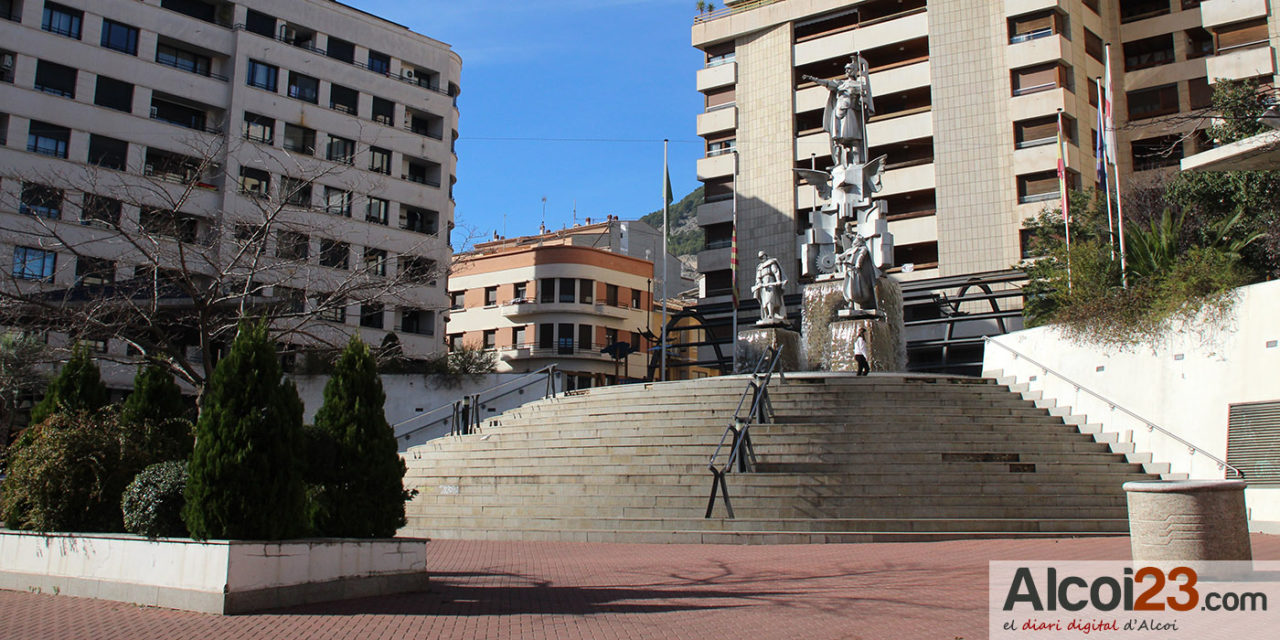 Acord històric entre l’Ajuntament i la Colla Ecologista «La Carrasca» per complir la sentència judicial de La Rosaleda