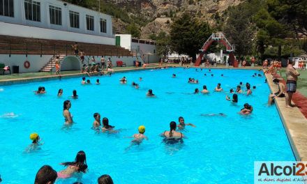 Més banyistes a les piscines municipals d’Alcoi