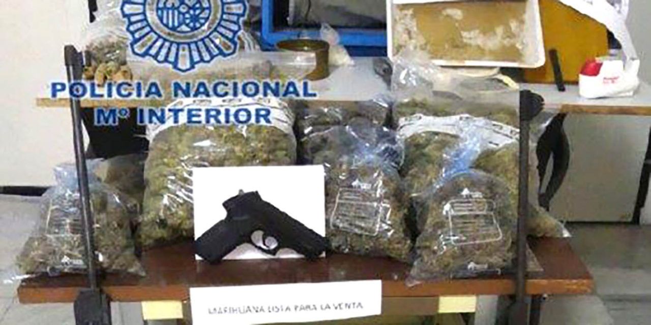 La Policía Nacional incauta cerca de 70 kilos de marihuana