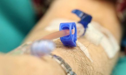 Sanidad recibe 465 donaciones para investigar si personas ingresadas por COVID-19 mejoran con plasma hiperinmune
