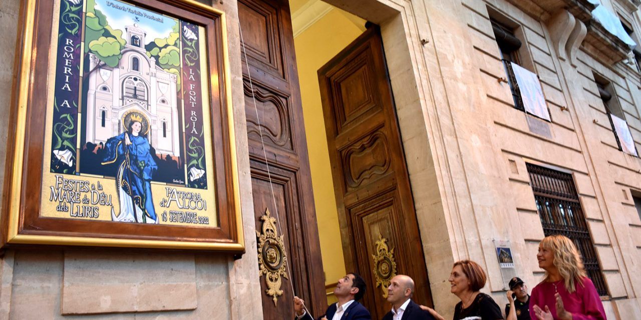 El cartell ja anuncia les festes en honor la Mare de Déu dels Lliris