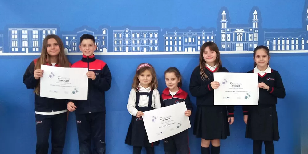 Los proyectos ‘eTwinning’ de las Esclavas premiados por la European Quality Label Recibidos